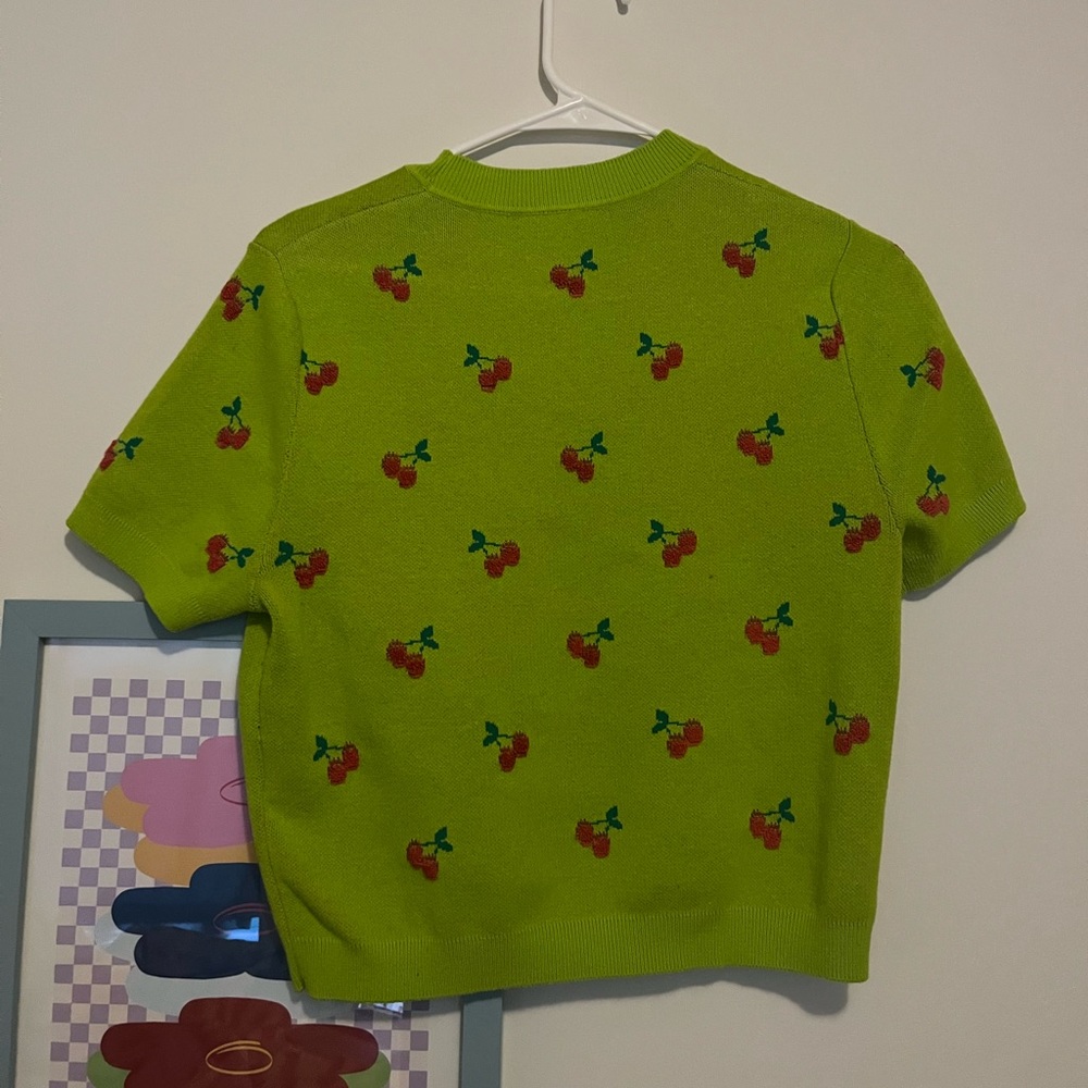 Lazy oaf cherry top